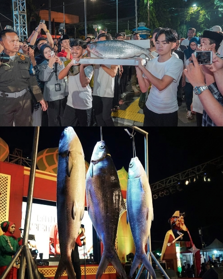 Tradisi Bandeng di kota Gresik Sekaligus menjadi icon kota nya